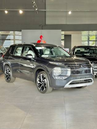 MITSUBISHI OUTLANDER 2.4 PHEV HPE-S S-AWC DHT